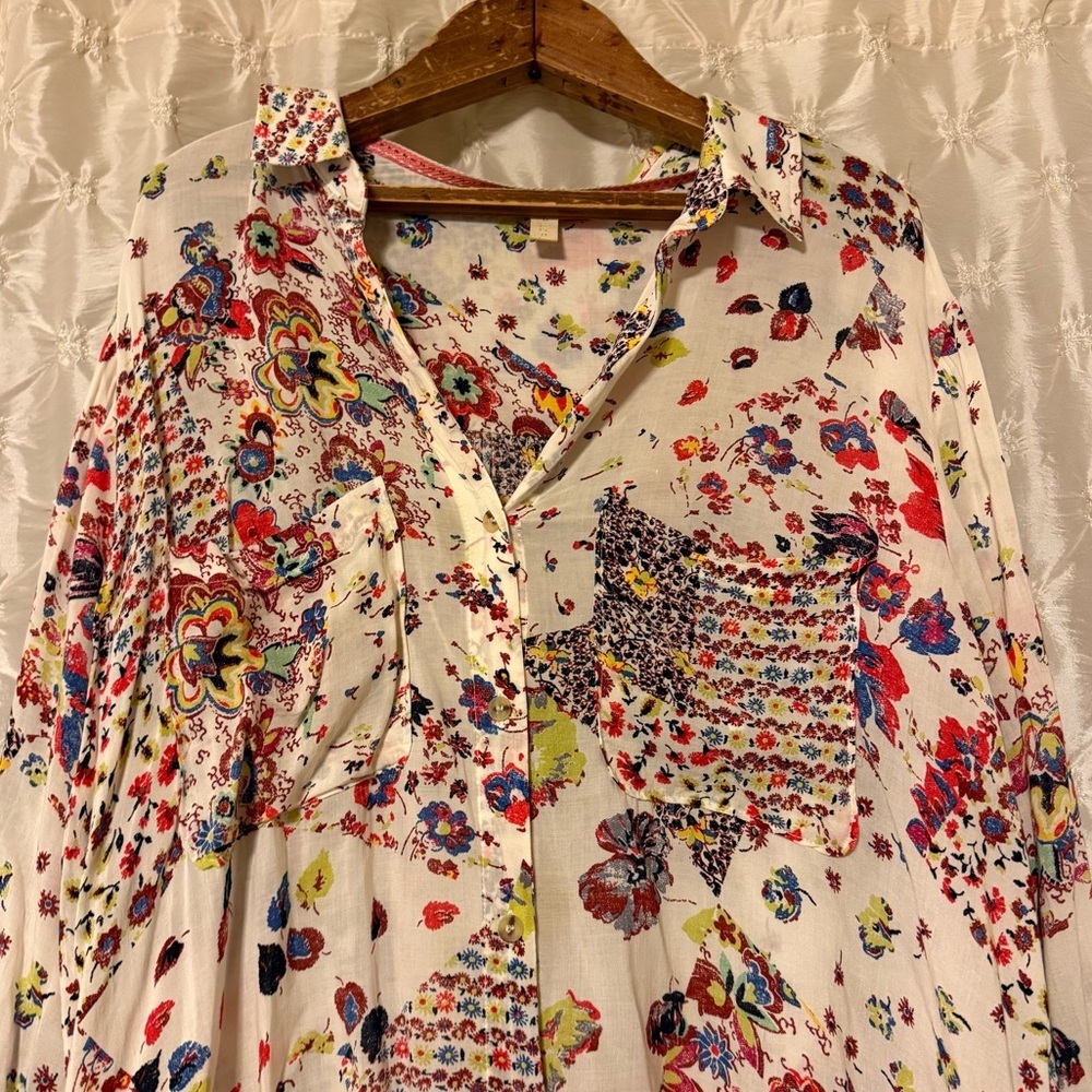 Pilcro Anthropologie The Romy Relaxed Shirt Cream Floral Print Button Front Top - Picture 3 of 10